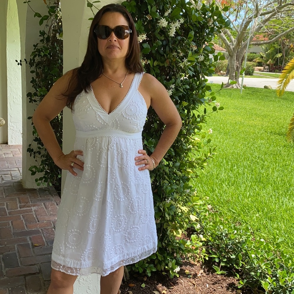 Lilly Pulitzer-wht. empire dress sz. 8 excellent condition - Picture 2 of 15